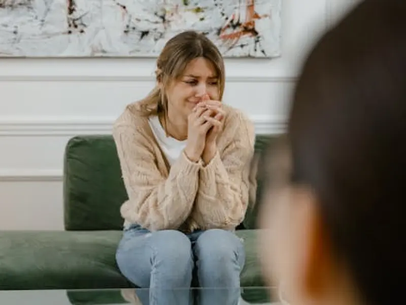 情感咨询：曾经的男神想娶我，我却怂了想放弃