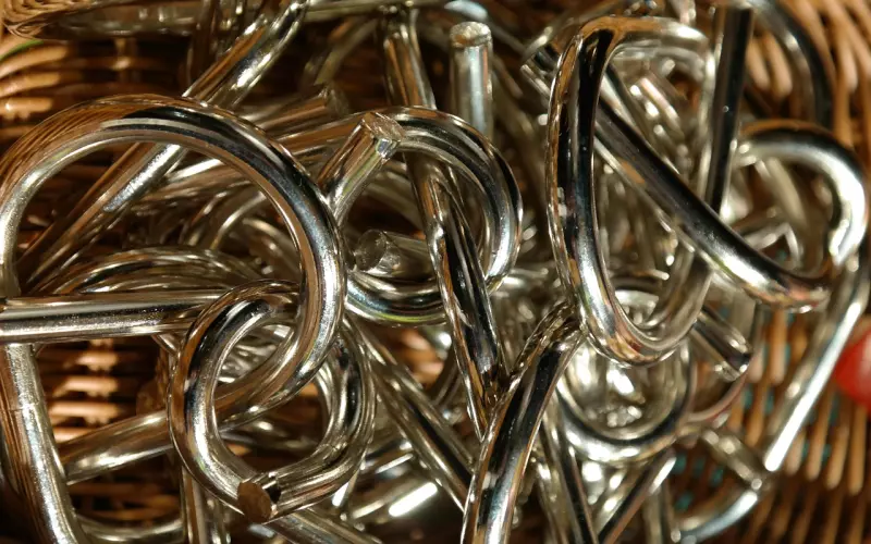 情感咨询：老公每次遇到问题就会离家出走，我该怎么办？