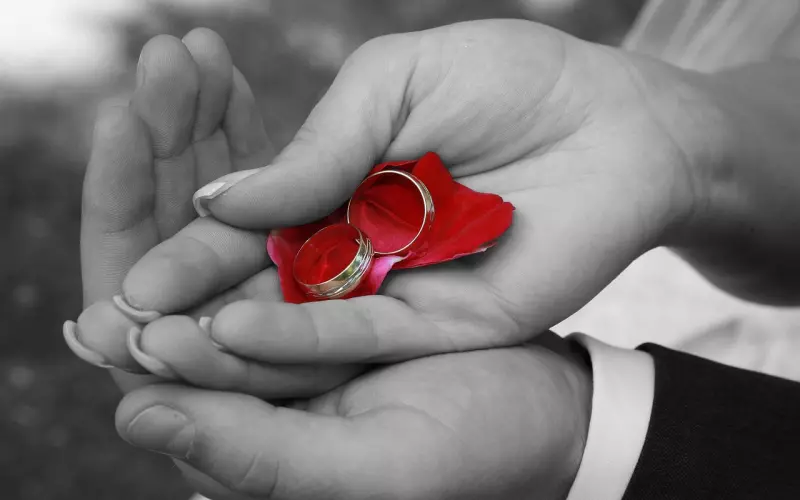 情感咨询：应该为了结婚而结婚吗？