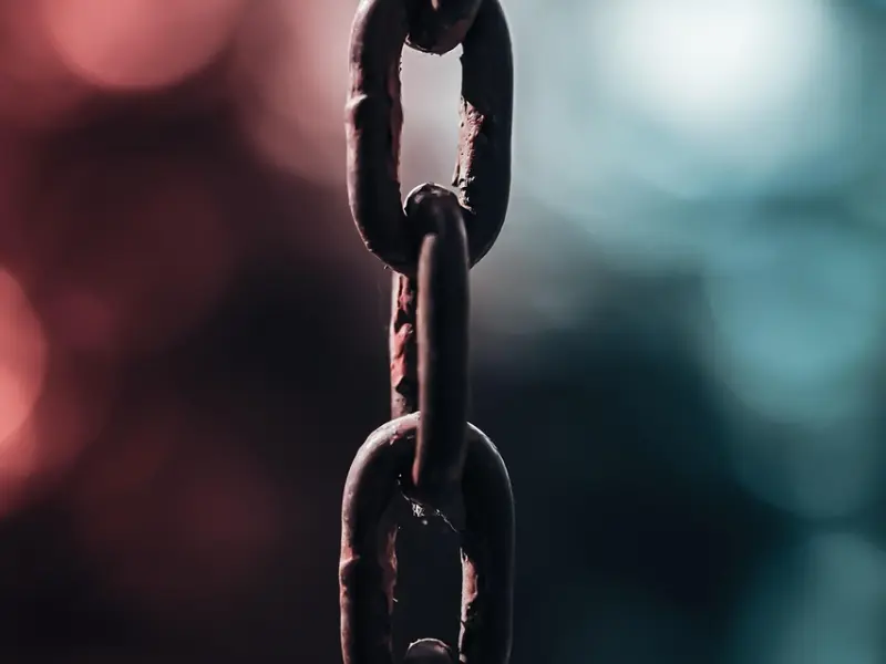 情感咨询：冷战分居期间该不该和老公联系？