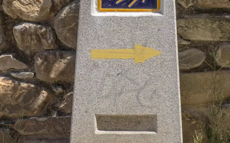 情感咨询：异地恋分手的征兆，4个征兆暗示感情危机