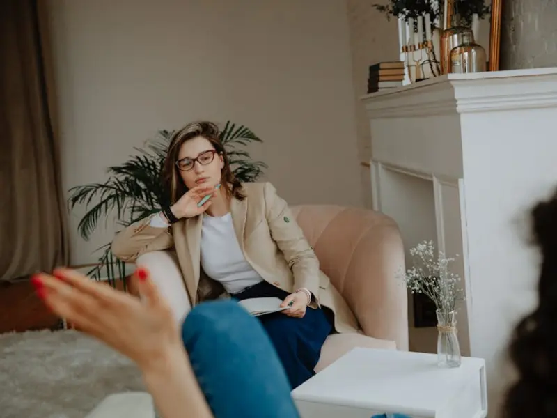 情感咨询：嘴甜的男生不靠谱 选择结婚需谨慎