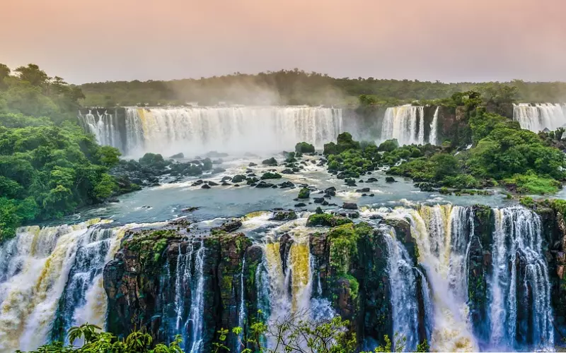 情感咨询：挽回男友之断联后复联的技巧与方法