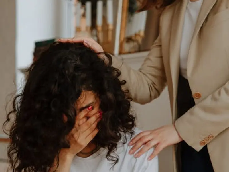 情感咨询：醒醒吧女人！这些就是男人骗你的表现