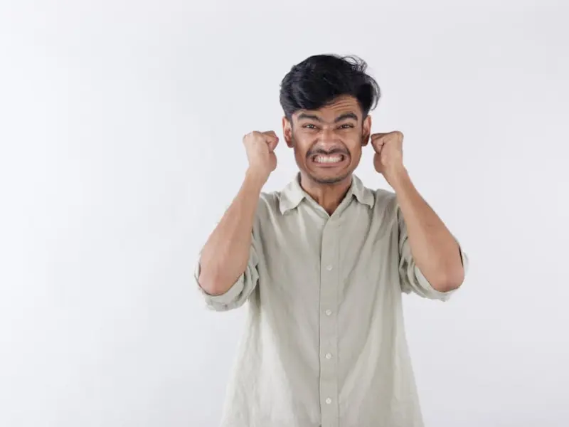 情感咨询：男朋友生气的时候，你该怎么做