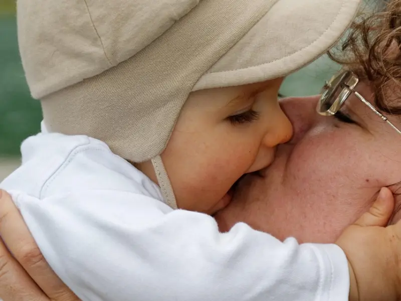 情感咨询：总爱和男友的前女友比较怎么办