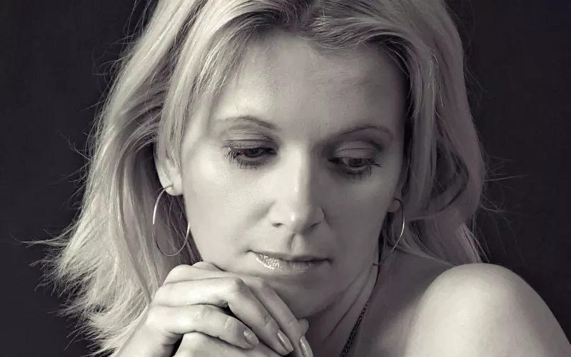 情感咨询：姐弟恋男友因年龄问题要分手怎么办