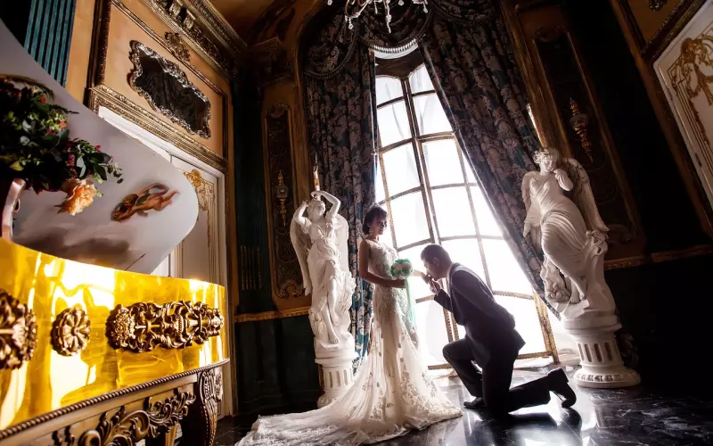 情感咨询：姐弟恋男友不想对我承诺未来怎么办