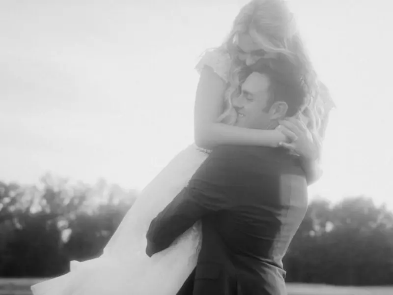 情感咨询：结婚后爱上了别人，我该怎么办？