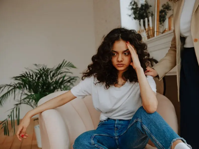 情感咨询：女人找男友要注意识别坏男人