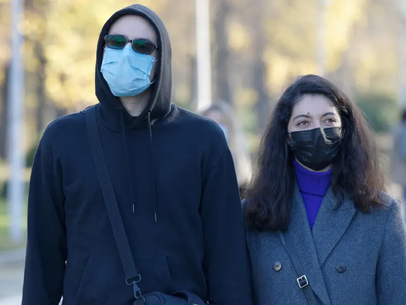 情感咨询：分手后为什么不能去找他，想挽回男友该怎么办？