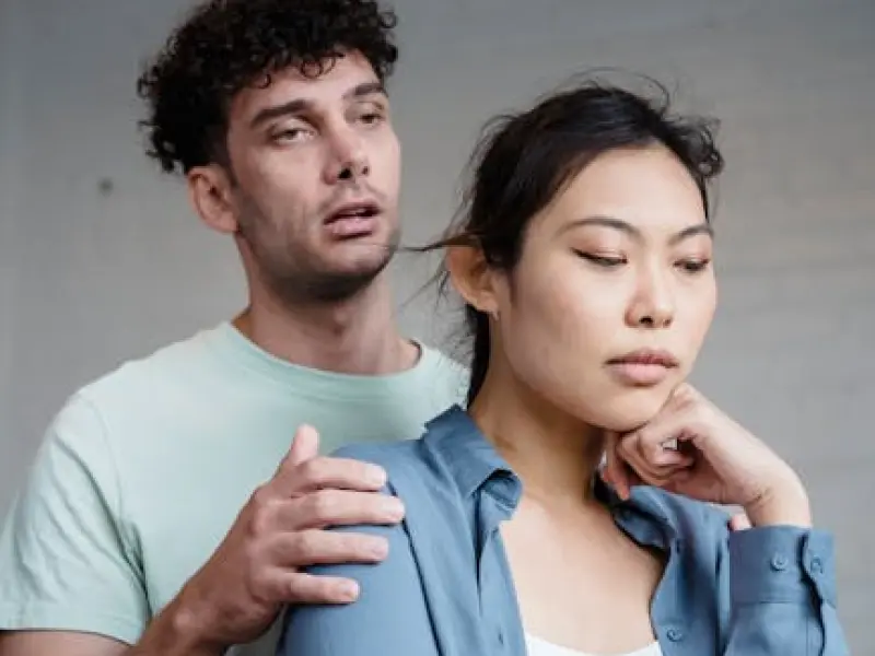 情感疑惑：一个人不主动联系你，这种关系还有必要维持下去吗？