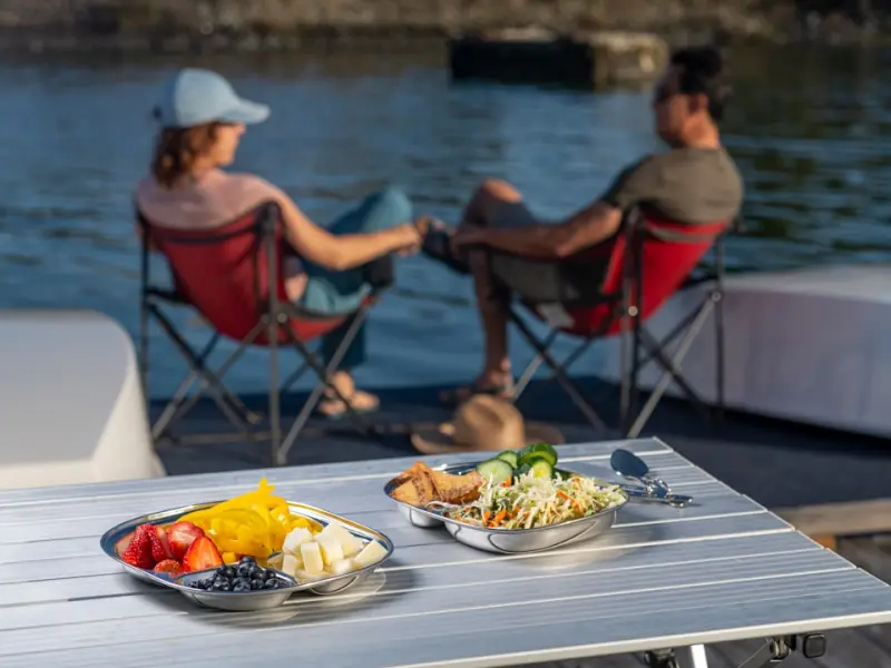 感情，不联系就没有了。