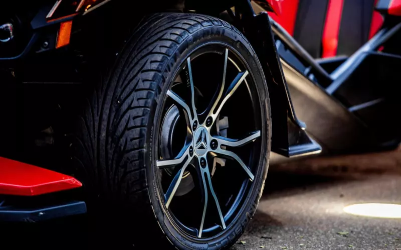 西安奔驰事件的启示：男女之间相处，撒泼还是讲道理？