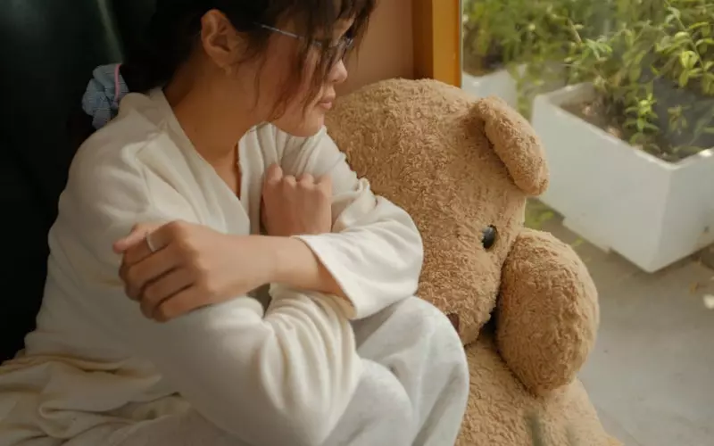 婚外情好累但又舍不得放下(婚外情如何放下心中的痛)