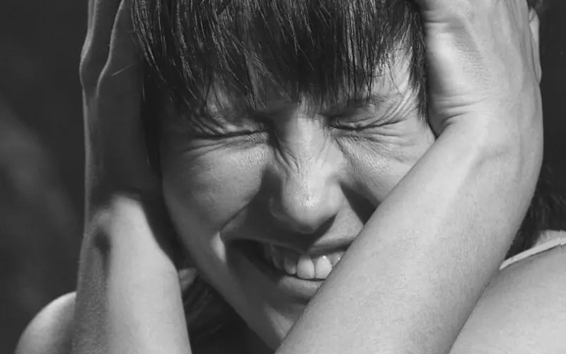 婚外情带给我的痛苦太大了(婚外情最后的代价就是内心的痛苦)