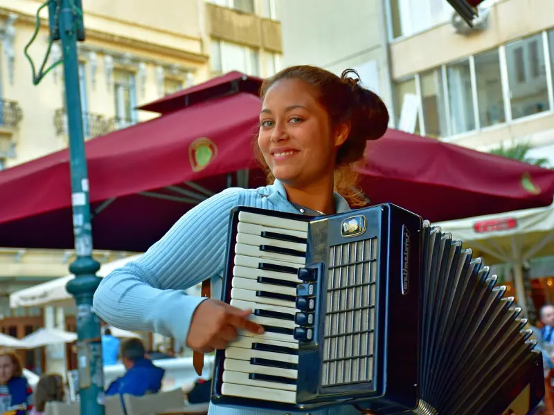 爱上一个“有妇之夫”，聪明女人会这样做