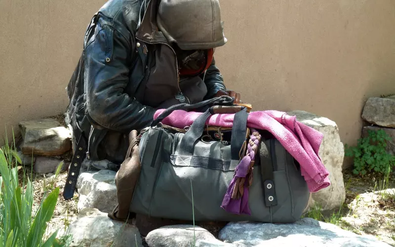 爱上一个有家庭的人：守着不属于自己的“爱情”，等候无奈的结局