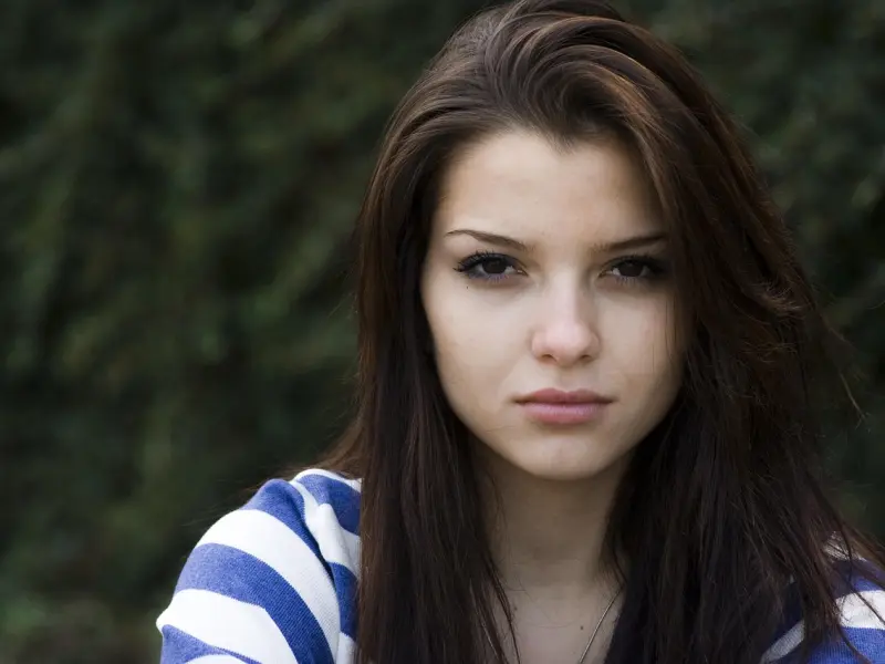 【女，老公要离婚避而不见，该怎么办？】