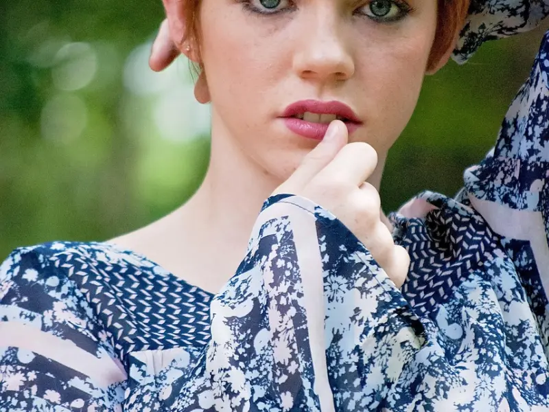 让女人舒服的五个小动作，红着脸看完你做过几个呢？