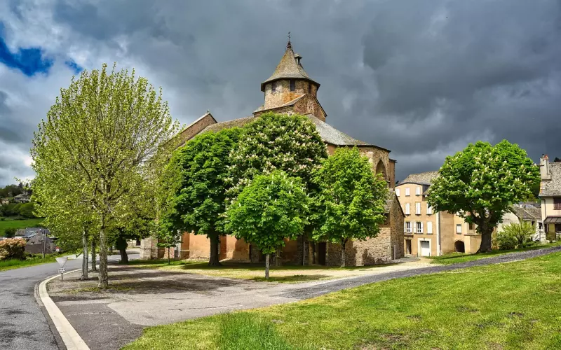 花镇情感支招如何找前男友复合