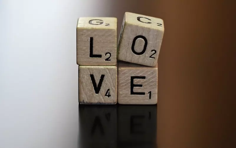 前任分手后的四个情感阶段