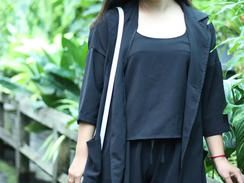 四个简单有效的小技巧，让女生快速喜欢上你。