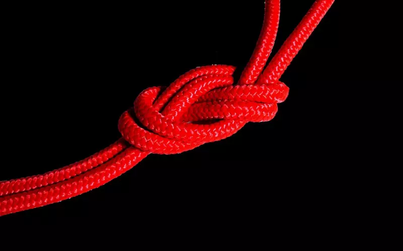 免费情感咨询案例：男友家经济条件不好，这婚我还结不结？