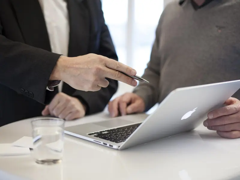 免费情感咨询师教你处理：发现妻子有外遇时怎么办