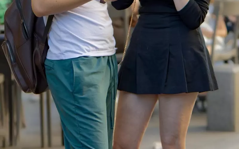 异性朋友，常聊这种天会“擦出火花”，可别随意试探