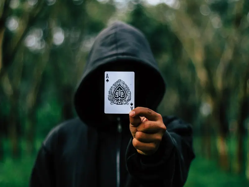 两性知识：掌握好了连老婆都看不出来 出轨的男人都有这4个特征