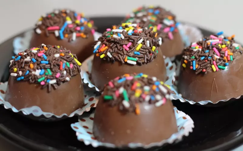 挽回男友：3个原因证明强迫男友丢前任的东西没必要