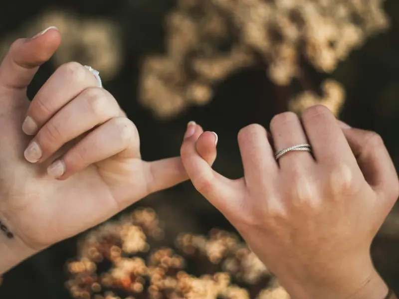 姑娘，我劝你分手！