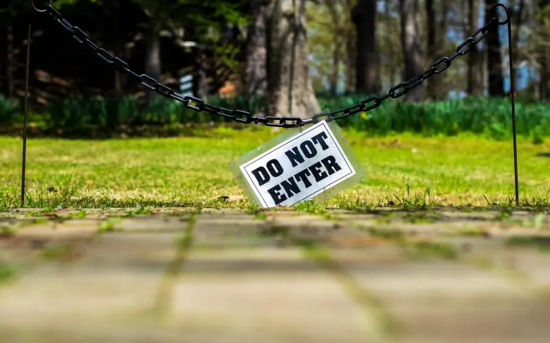 姑娘，请不要再绑架自己