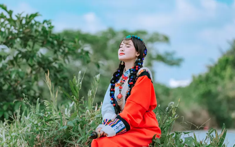 姑娘，你只是他对爱情的将就