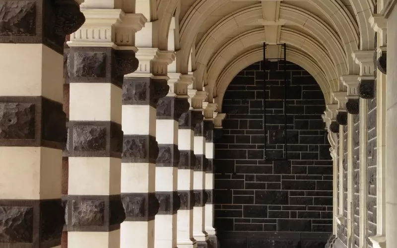 加回前男友但不挽回的女生：如何修复情感并走出阴影