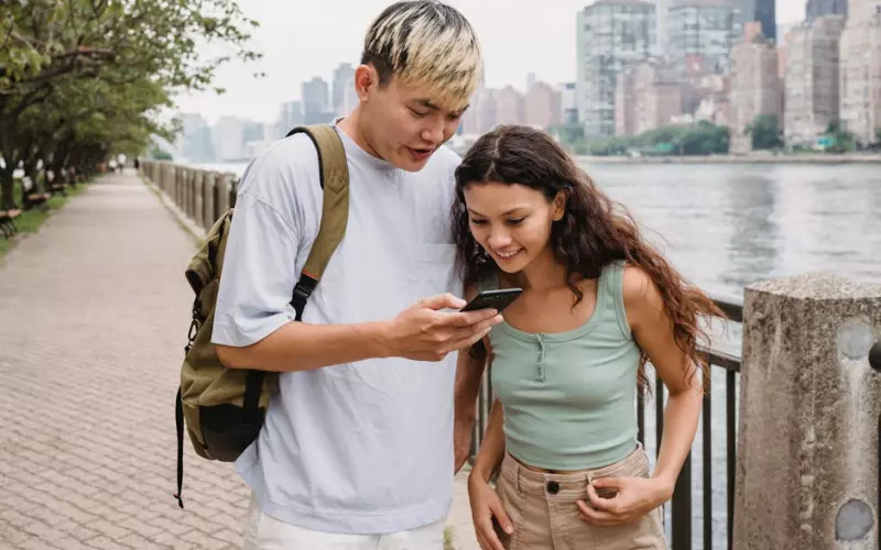 网恋奔现女生花了好多钱(月薪1800网恋奔现)