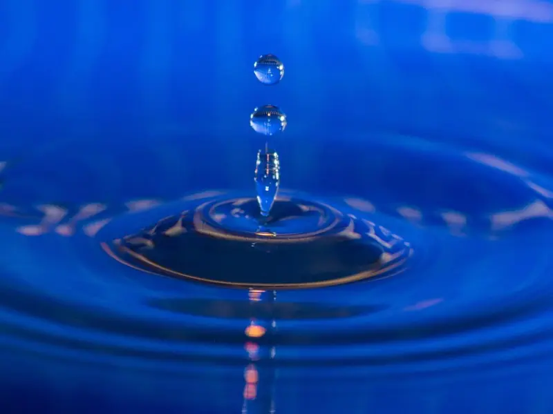 幸福有时候只需要一个台阶