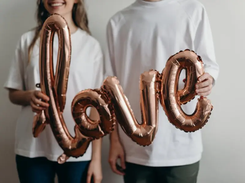 恋爱太久，心态发生很大变化？ | 隔壁老王