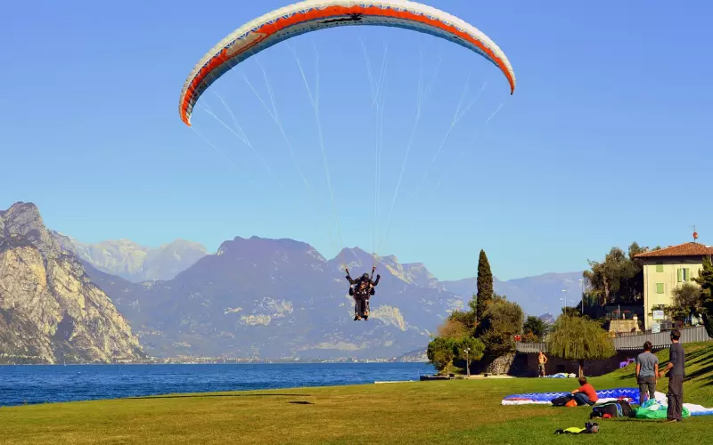 我与TA仿佛到了感情瓶颈期，还能安然度过么？