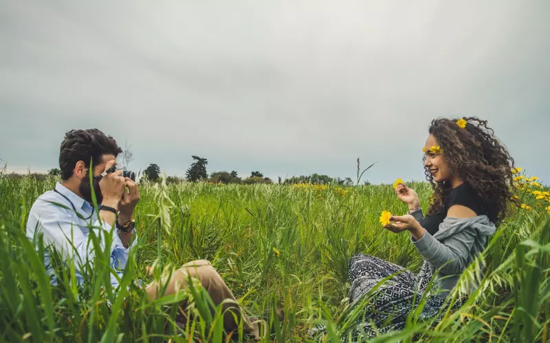 他有女朋友，我有男朋友，可我们还是忘不了彼此