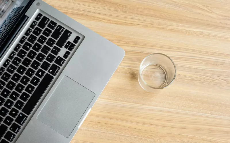 一起两年都没带我见过他朋友，他爱我吗？