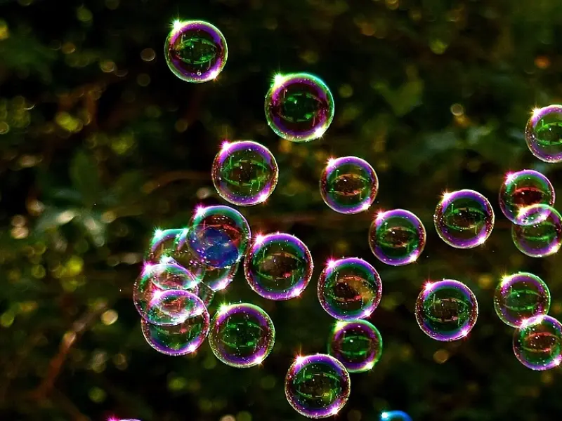 “他讲话很多时候都不顾我感受，把我气哭过很多次，我有需要改进的地方吗？”