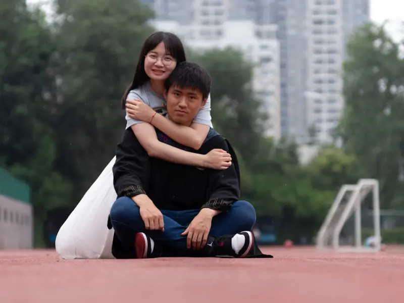 男人怎样才能挽回爱情_爱情中的欲擒故纵，可以这样帮你挽回男人的心