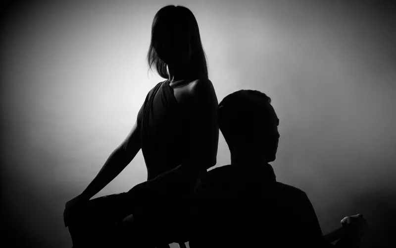 妻子出轨要离婚怎么挽回她的话？教你成功复合！