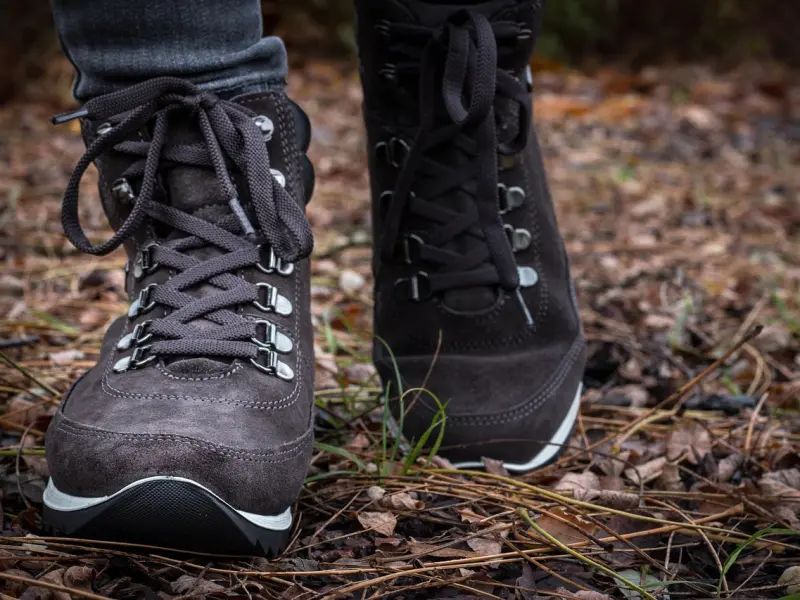 两个有家庭的人，如果成不了夫妻，也能相爱一辈子？