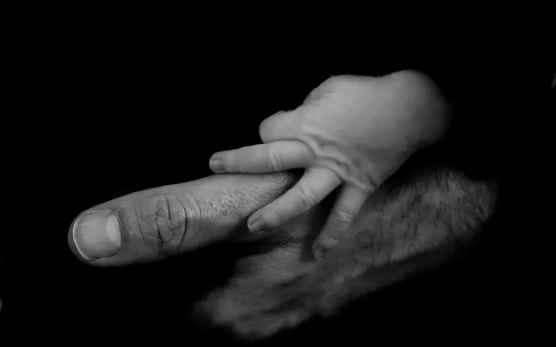 连这四个地方都还没亲过的人，他也敢说深爱你？