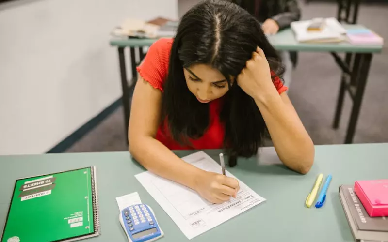 长期分居的夫妻怎么知道男人出轨(夫妻之间男方出轨会有什么表现)