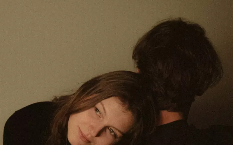 男朋友因为狐臭分手怎么挽回(每次提分手男朋友都挽回我)