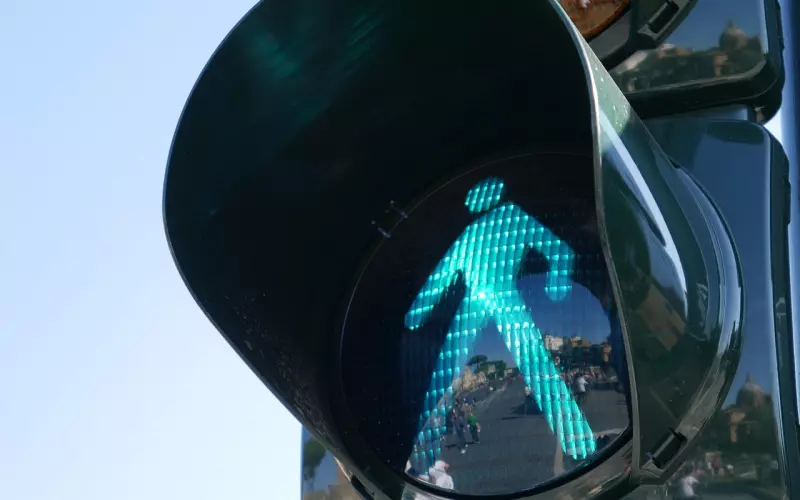 那些实现阶层跨越的普通人，是怎么做到的？